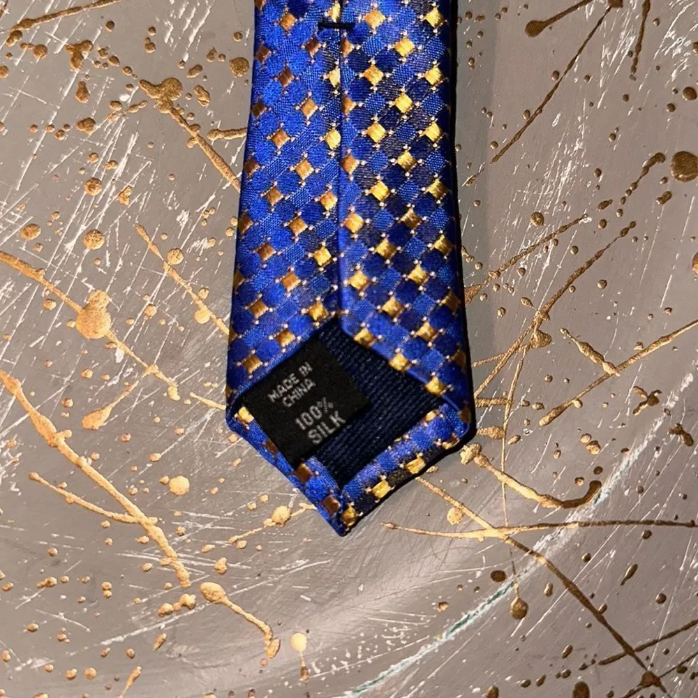 Michael Kors Blue Yellow Textured 💯 Silk Tie